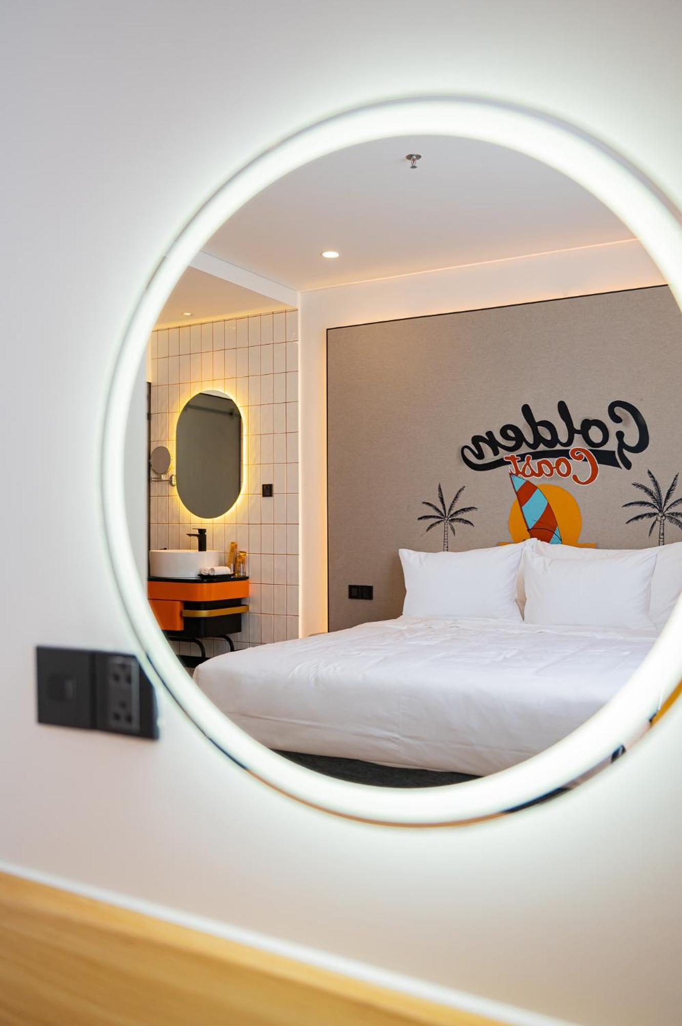 Pama Boutique Hotel & Bistro Danang Exterior photo